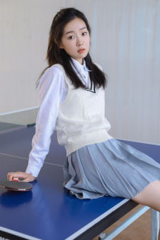 学生姝被内谢出白浆